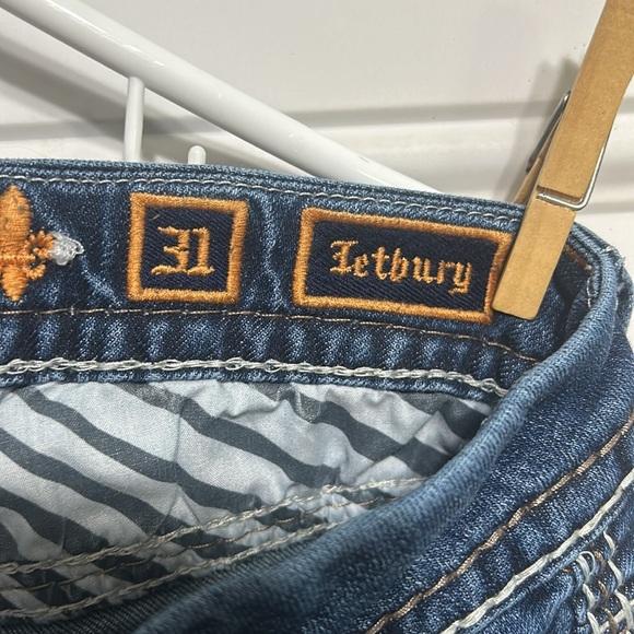 Rock Revival Jeans - Picture 6 of 9